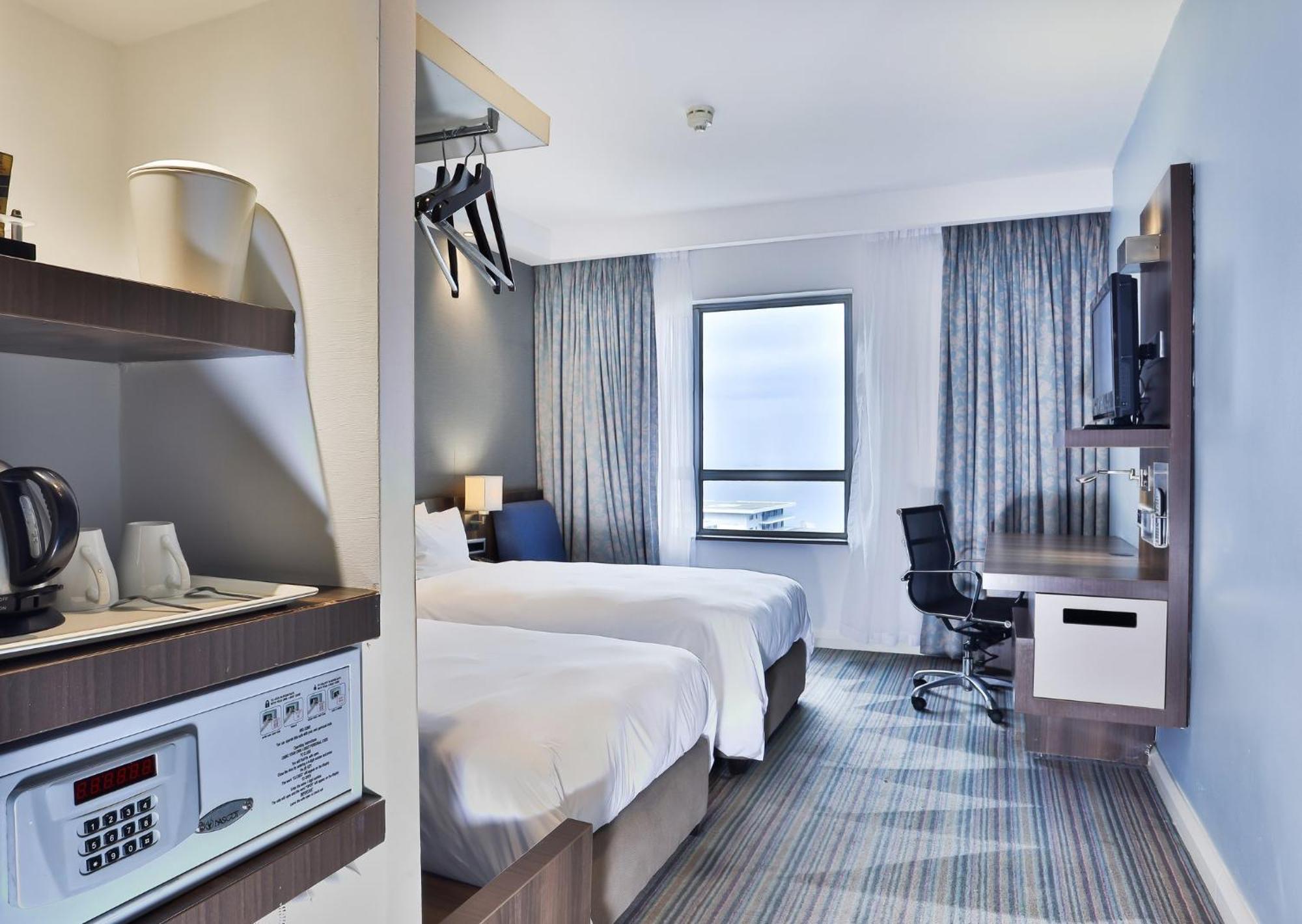 Holiday Inn Express Durban - Umhlanga By Ihg Zewnętrze zdjęcie