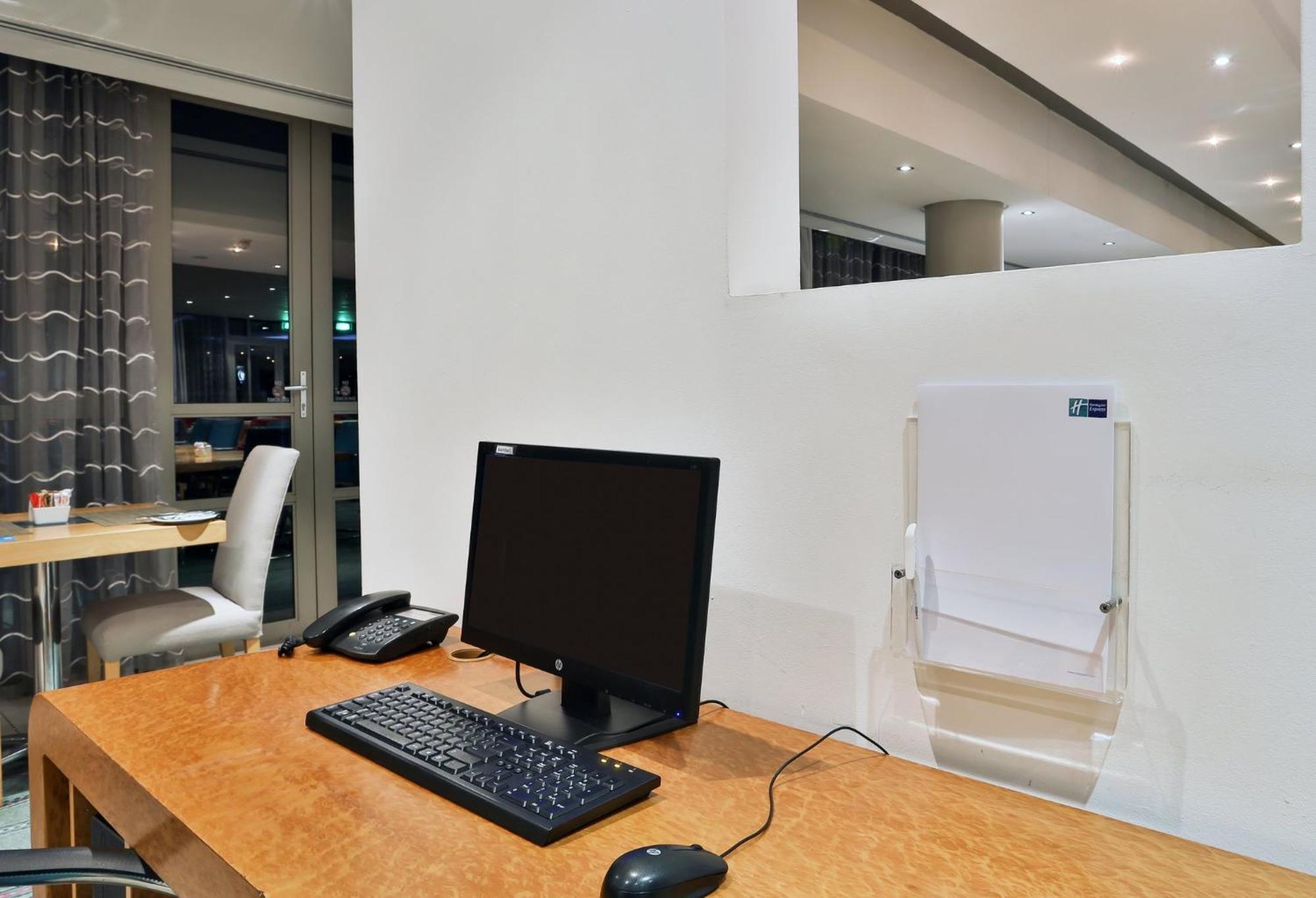 Holiday Inn Express Durban - Umhlanga By Ihg Zewnętrze zdjęcie