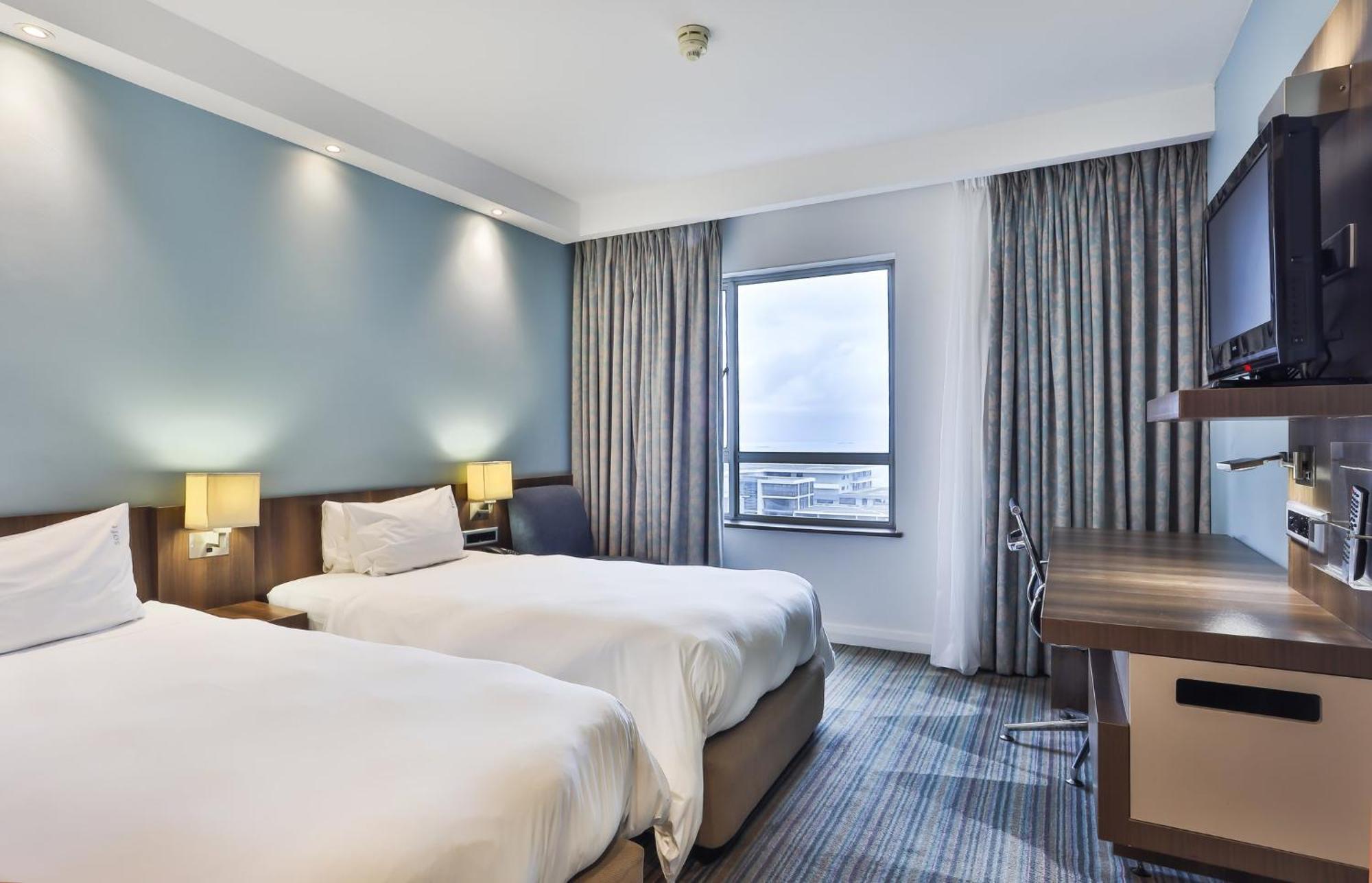 Holiday Inn Express Durban - Umhlanga By Ihg Zewnętrze zdjęcie