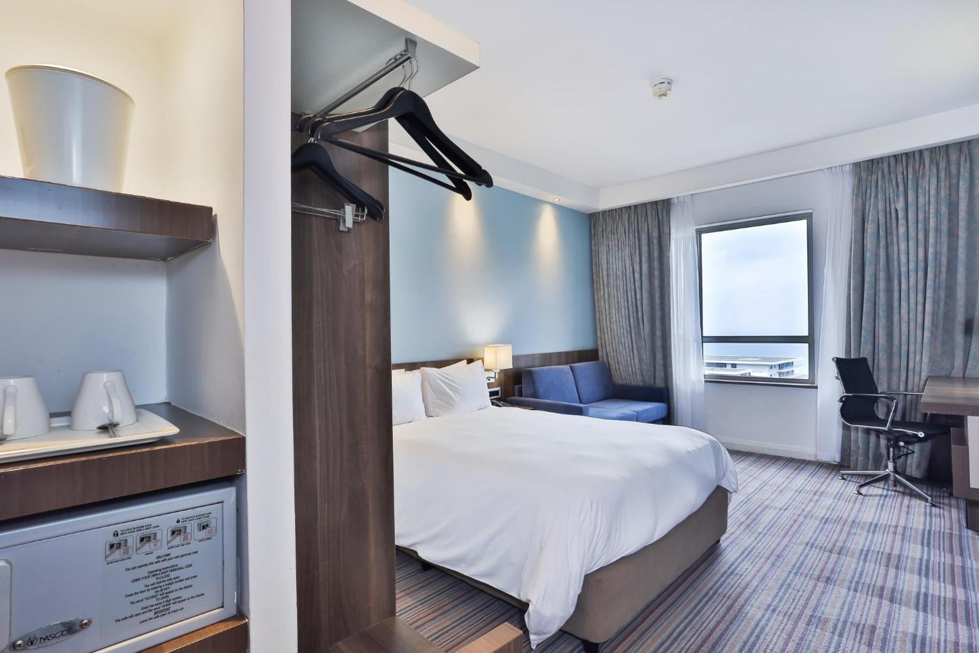 Holiday Inn Express Durban - Umhlanga By Ihg Zewnętrze zdjęcie